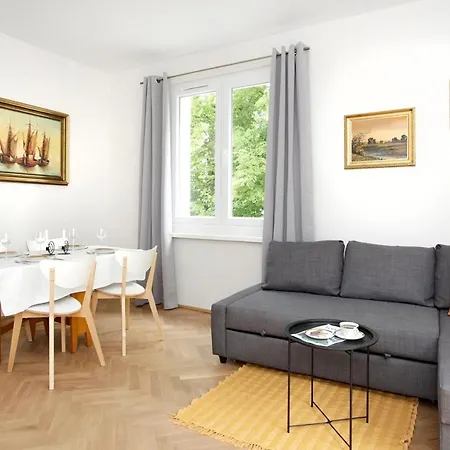Ada Apartment